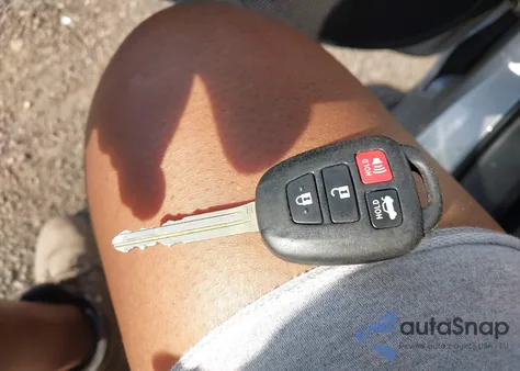 2018 Toyota Corolla Le z USA, uszkodzony, nr VIN 2T1BURHE6JC010315